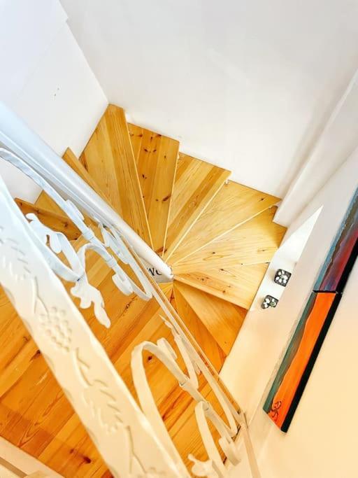 Kathiana Cozy Apartment Bagian luar foto